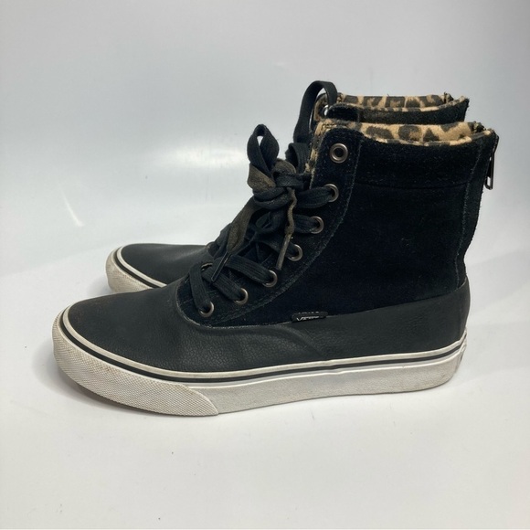 Vans lace up boots‎ size 6.5 - Picture 4 of 8